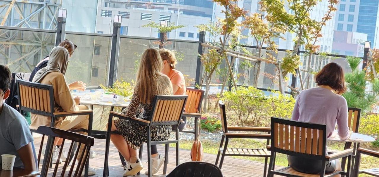 Brown Dot Hotel Busan Station Exterior foto