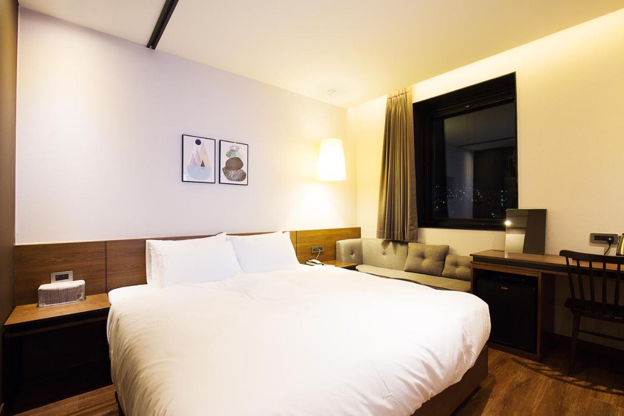 Brown Dot Hotel Busan Station Exterior foto