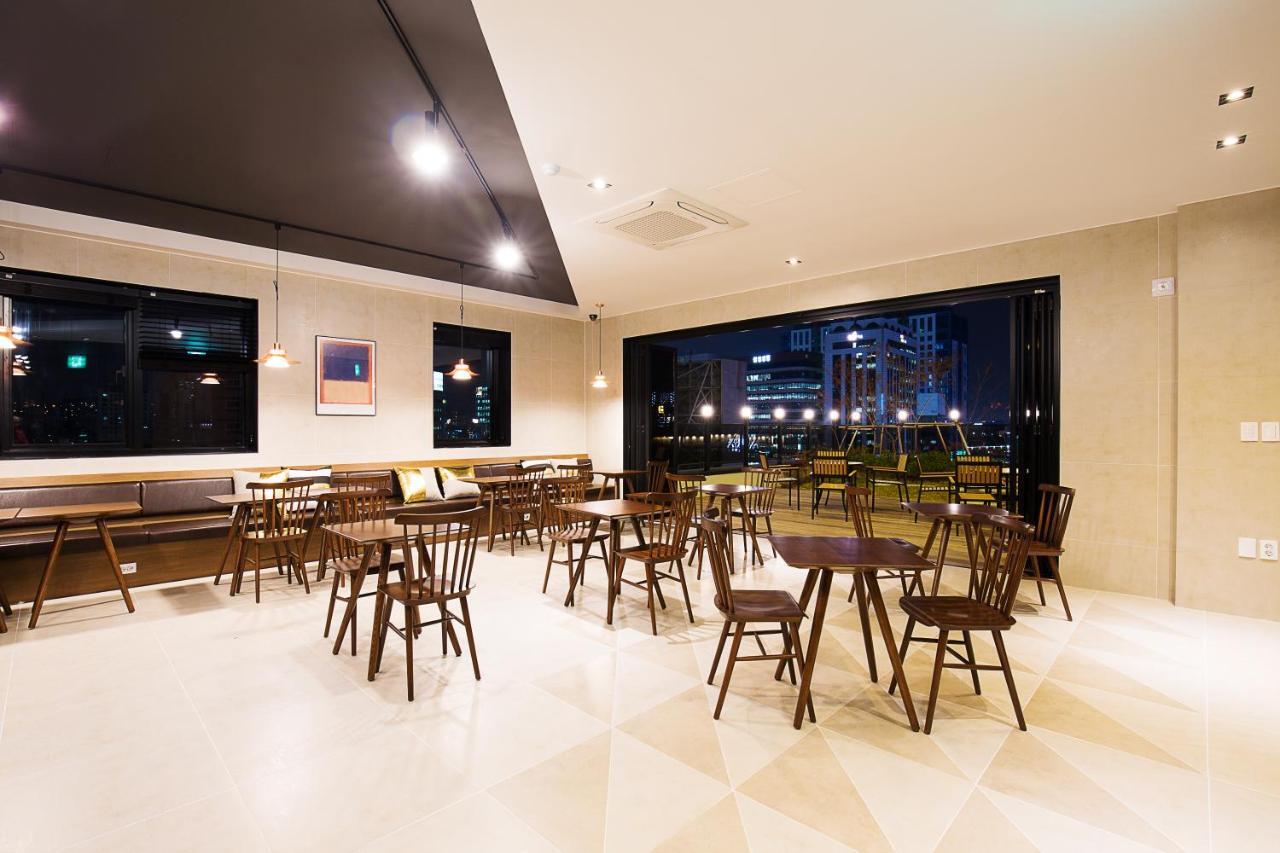 Brown Dot Hotel Busan Station Exterior foto