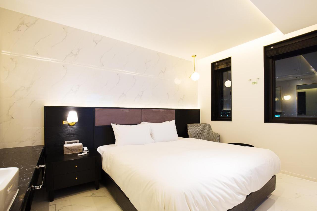 Brown Dot Hotel Busan Station Exterior foto